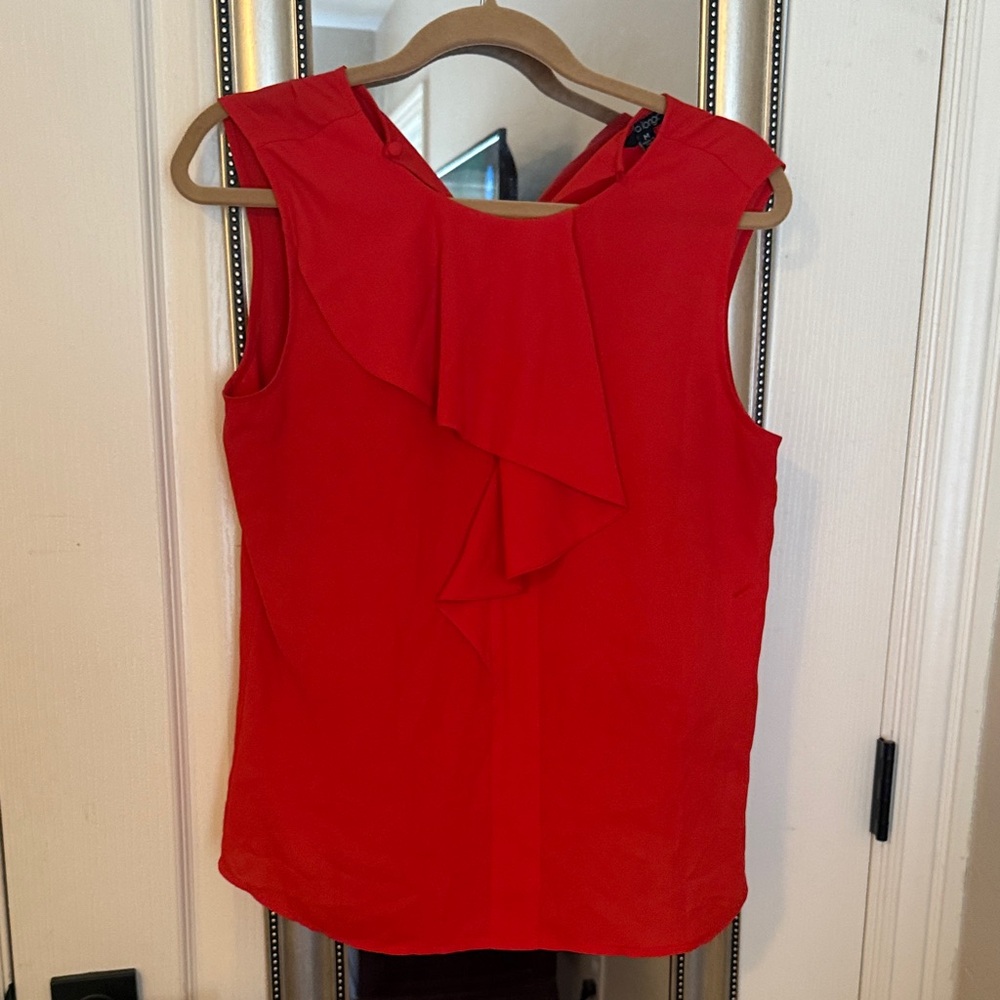 Elegant Scarlet Sleeveless Blouse